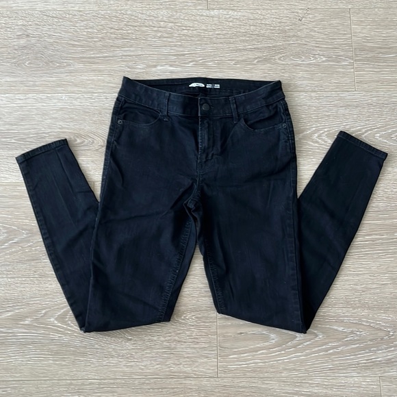 Old Navy Black Super Skinny Denim Jeans - Size 4 - Picture 1 of 7